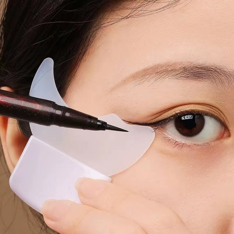 Silicone Eyeliner Stencils and Eyelash Shield Applicator for Precise Eye Makeup Application