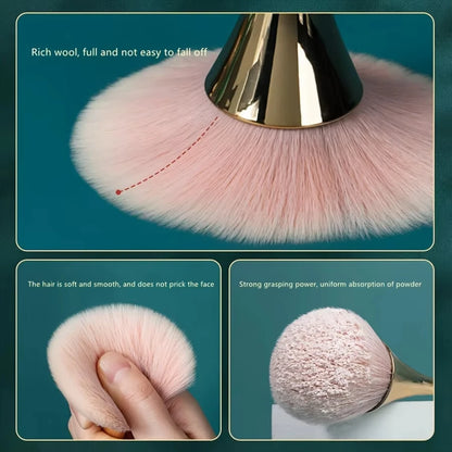 Rose Gold Fan Makeup Brush – Soft Highlight & Blush Brush